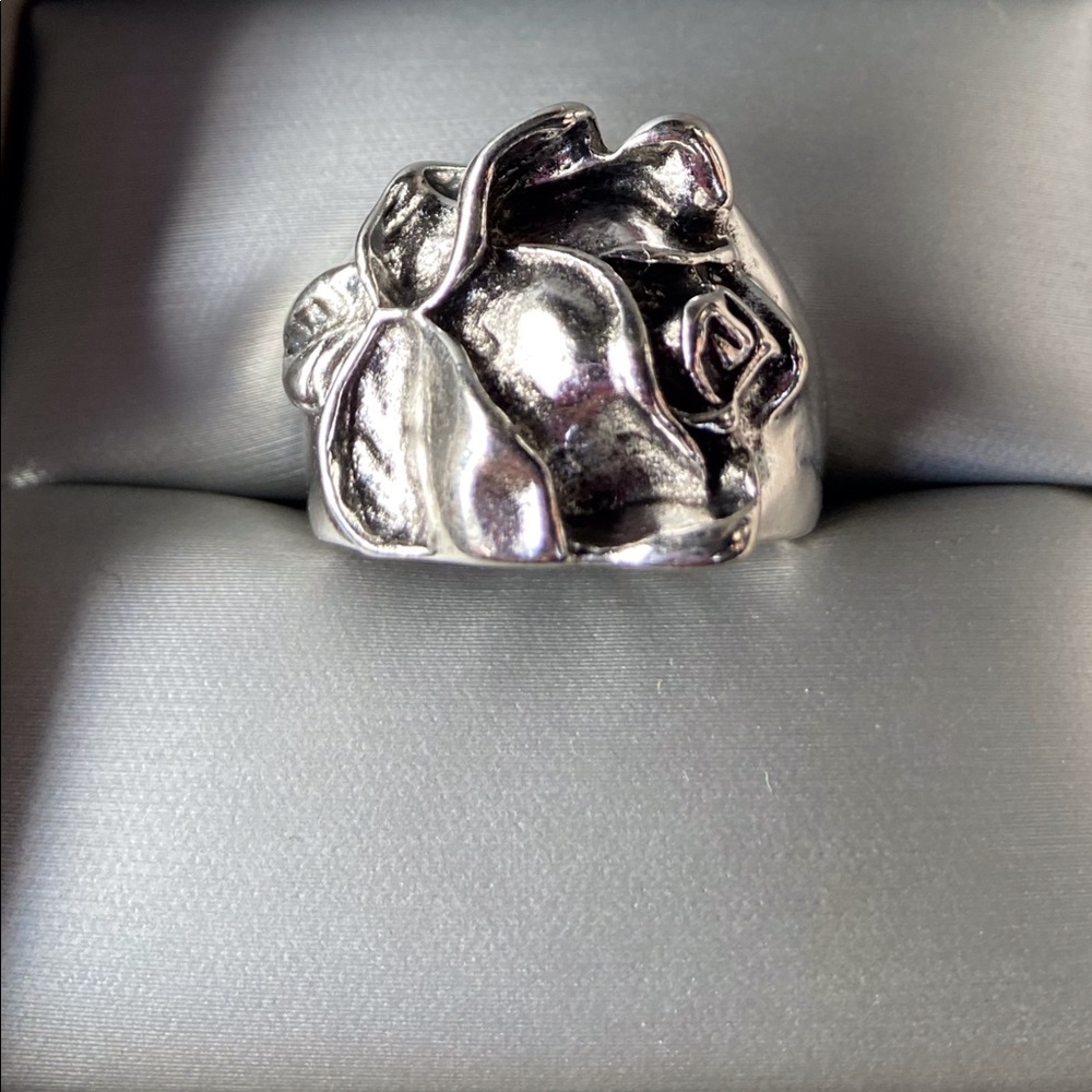 BN STERLING SILVER WONENS RING